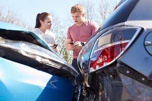 que faire après un accident de voiture et que carrossier pour réparer à Namur et à Charleroi?