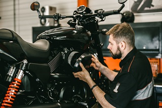 Réparation carrosserie moto entre Namur et Charleroi