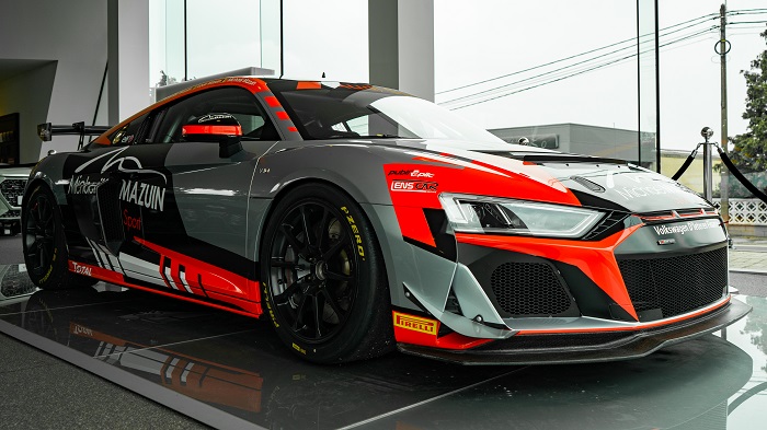 Audi R8 LMS GT4 entre Namur et Charleroi