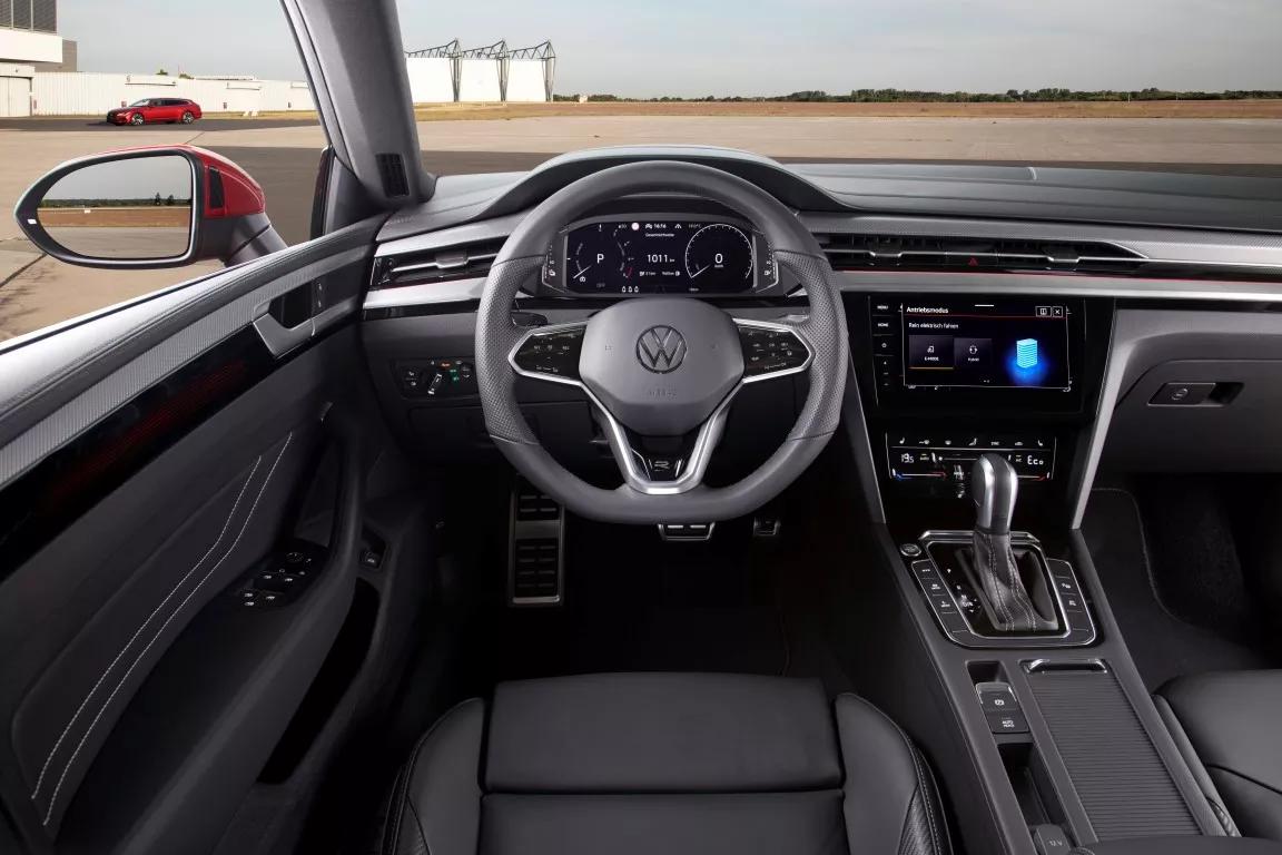Volkswagen Arteon Shooting Brake Interior