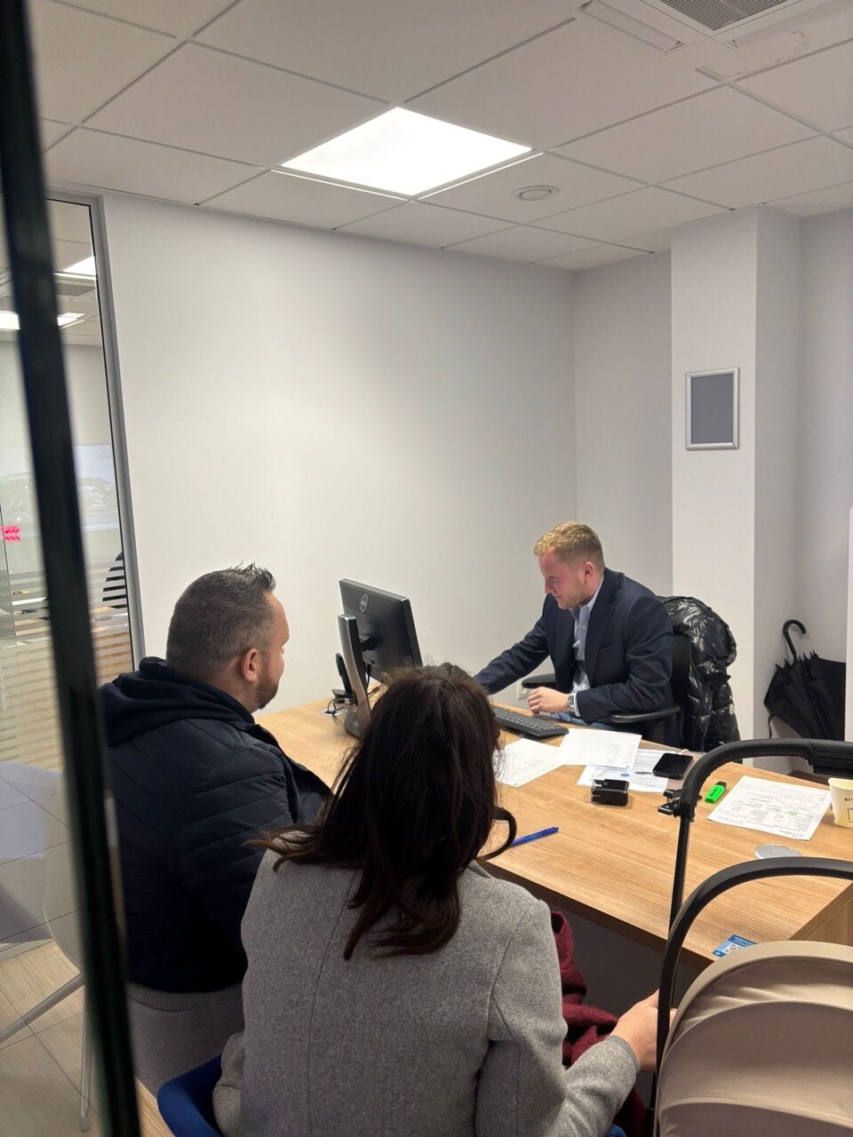 Entretien conseil - financement et reprise pour un véhicule neuf de stock (Mazuin)